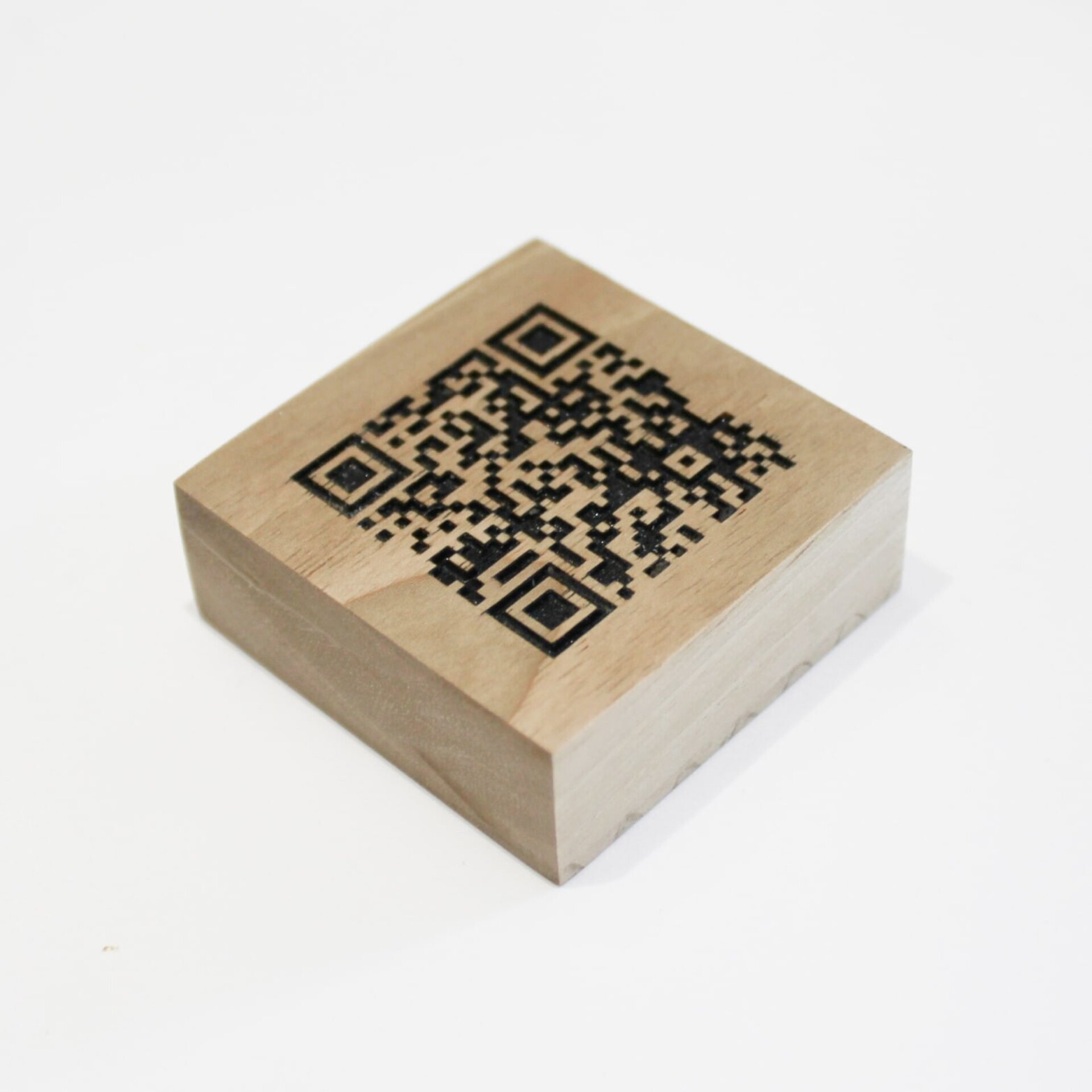 Taco QR madera Nogal - 4