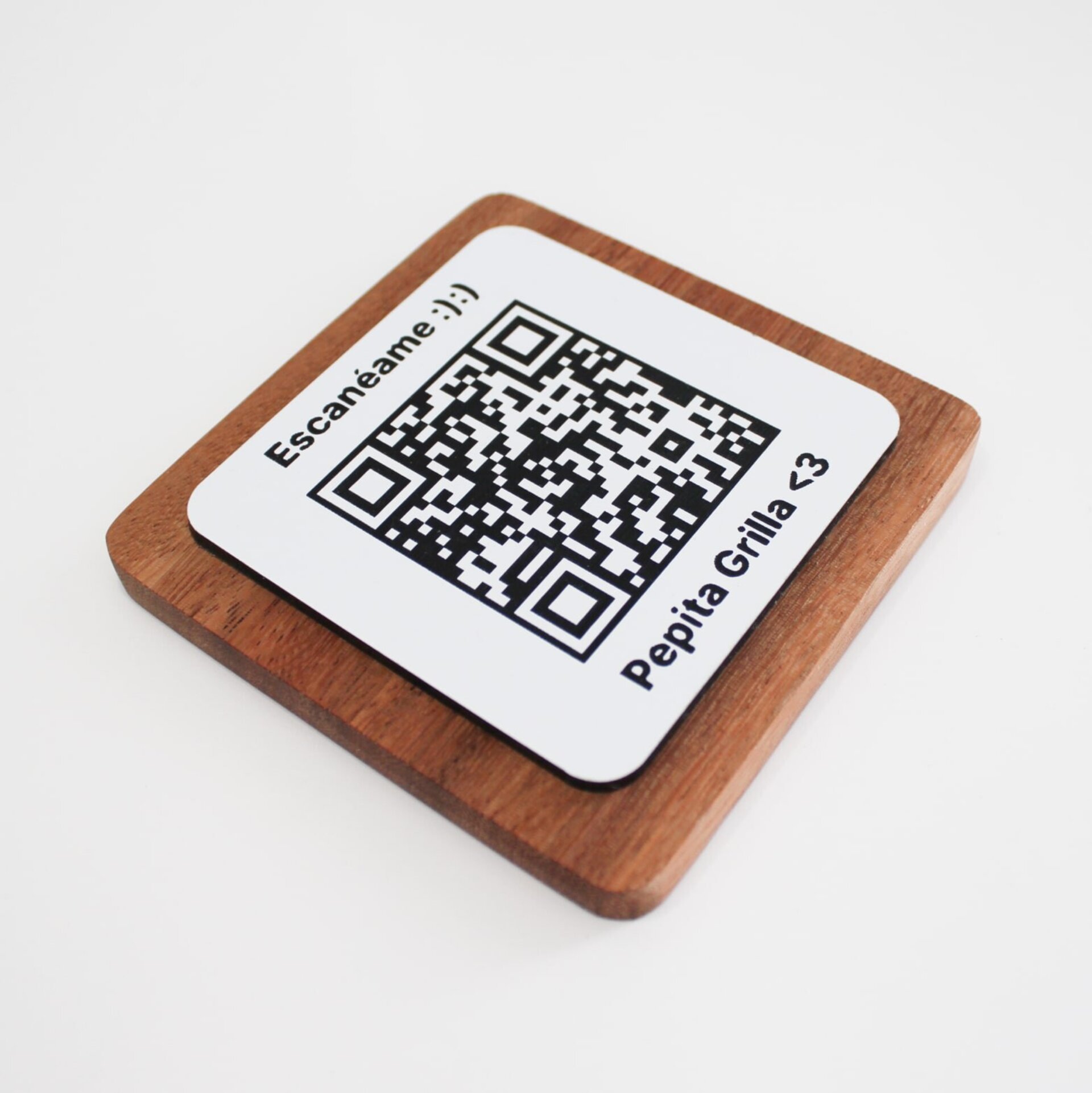 Placa QR madera + metacrilato - 3